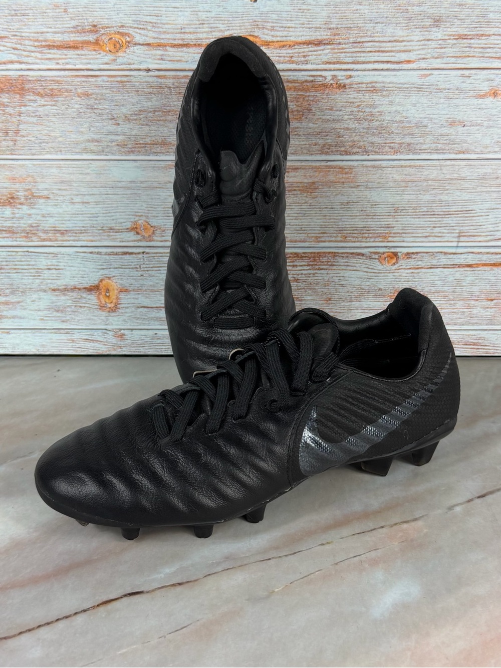 NEW Nike Tiempo Jr Legend 7 Black on Black Boys Soccer Cleats